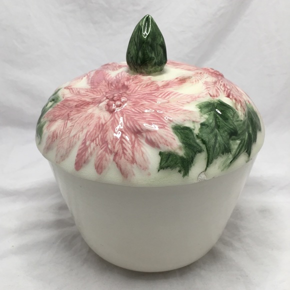 Poinsettia Candy Storage Serving Dish 1977 Vintage Christmas Decoration Signed - Picture 1 of 9